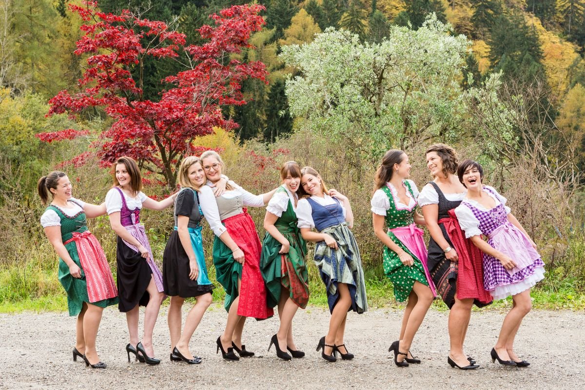 How to Wear a Dirndl?