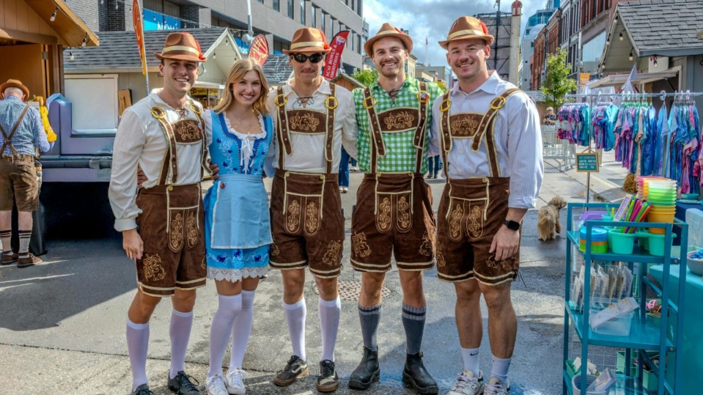 What Do German People Look Like? Facts, Myths & Data
